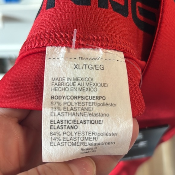 NWT Under Armour Women's HeatGear Mid Rise Shorty, red, XL - Picture 9 of 9